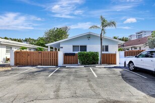 3208 Marine Dr in Pompano Beach, FL - Building Photo