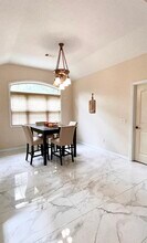 1 Yarty Ln in Bella Vista, AR - Building Photo - Building Photo