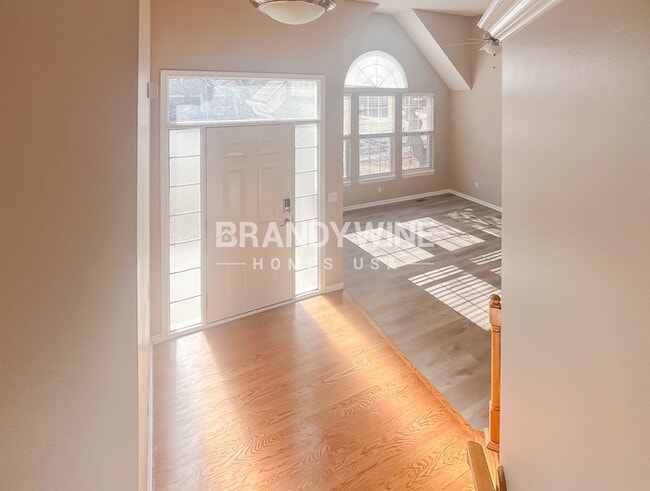 13313 Redwood Ln in Smithville, MO - Building Photo - Building Photo