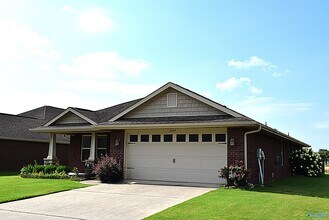 2645 Ashtynn Pl SW in Huntsville, AL - Building Photo - Building Photo