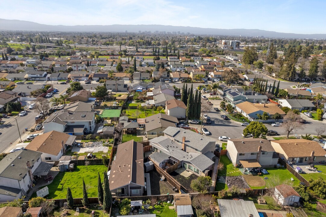 2604 Sierra Vista Ct in San Jose, CA - Building Photo