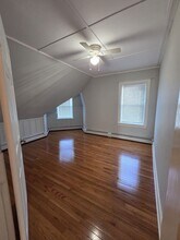 15 Woodbine St in Providence, RI - Building Photo - Building Photo