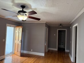 329 Guilford St in West Columbia, SC - Building Photo - Building Photo