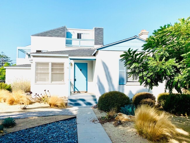property at 4004 Promontory St
