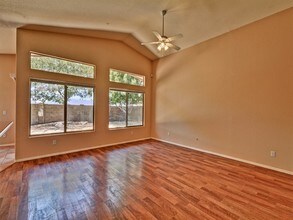 1751 W Amberwood Dr in Phoenix, AZ - Building Photo - Building Photo