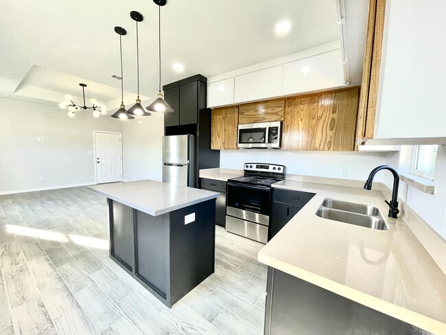 property at 1006 S Sugar Rd