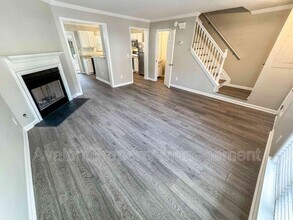 3575 Kennesaw Station Dr in Kennesaw, GA - Building Photo - Building Photo