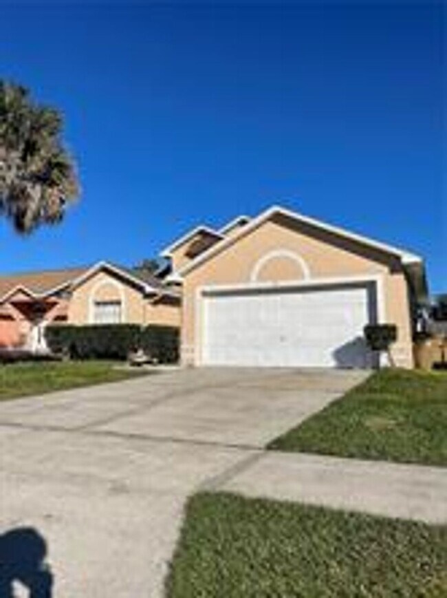 751 Country Woods Cir in Kissimmee, FL - Building Photo - Building Photo