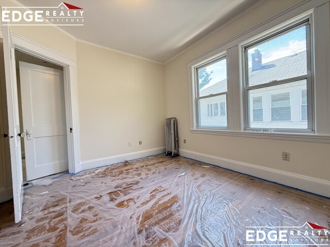 58 Kenrick St in Boston, MA - Building Photo - Building Photo