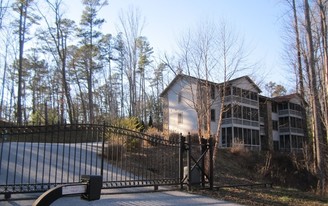 Tuscanny Mountain Condominiums Apartments