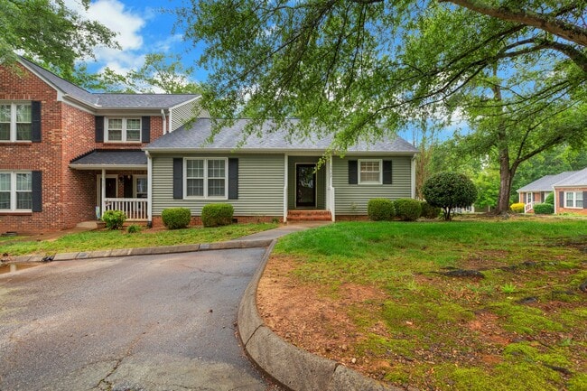 property at 529 Wentworth St