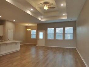 1003 Awning Ct in Crosby, TX - Building Photo - Building Photo