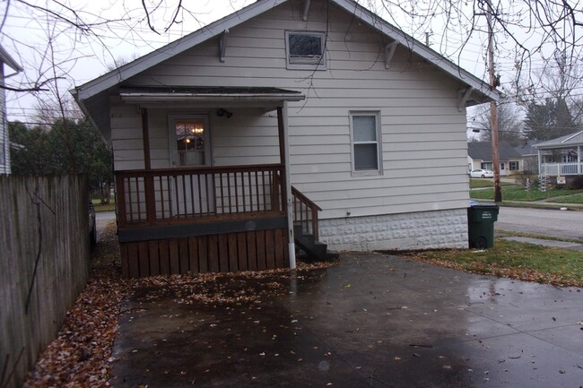 825 GRANT in Cuyahoga Falls, OH - Building Photo - Building Photo