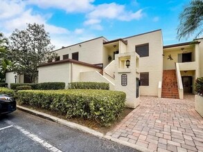 5058 Marsh Field Rd, Unit 8 in Sarasota, FL - Building Photo - Building Photo