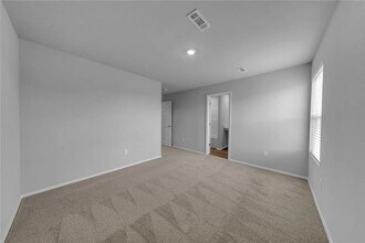 3406 SW Endearment St in Bentonville, AR - Foto de edificio - Building Photo