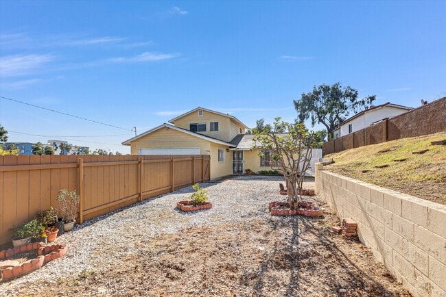 2040 E 5th St in National City, CA - Building Photo - Building Photo