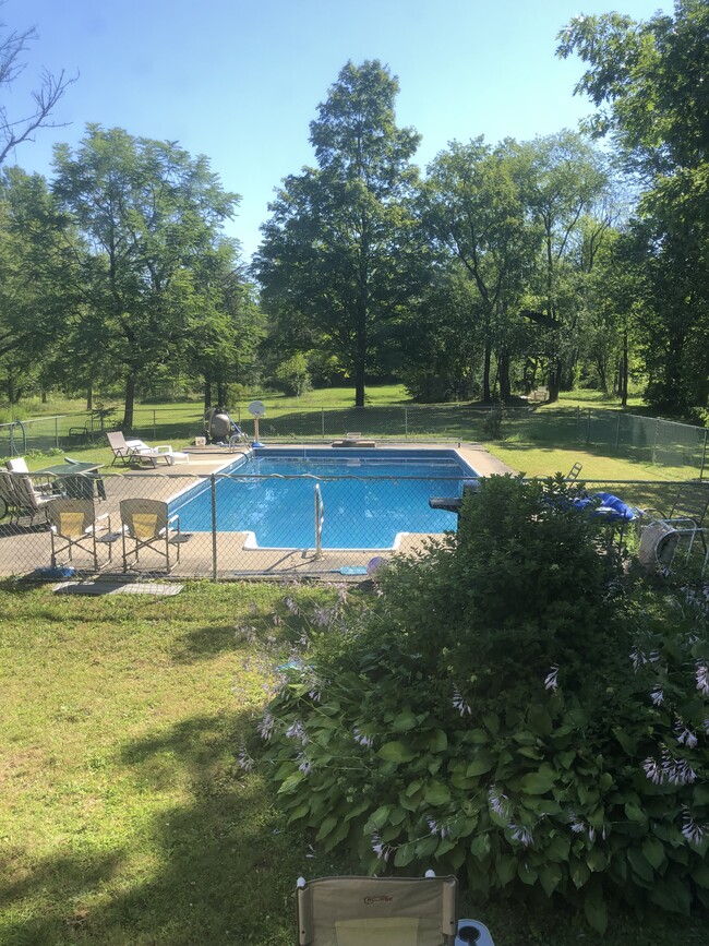 6414 State Route 233, Unit Studio-C in Rome, NY - Building Photo - Building Photo