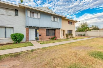 3721 S Mill Ave in Tempe, AZ - Foto de edificio - Building Photo