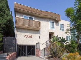 Bundy Townhouses Apartments