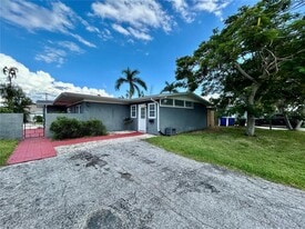 4009 Indianapolis St NE in St. Petersburg, FL - Building Photo