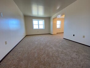 210 Bellwood Dr in West View, PA - Building Photo - Building Photo