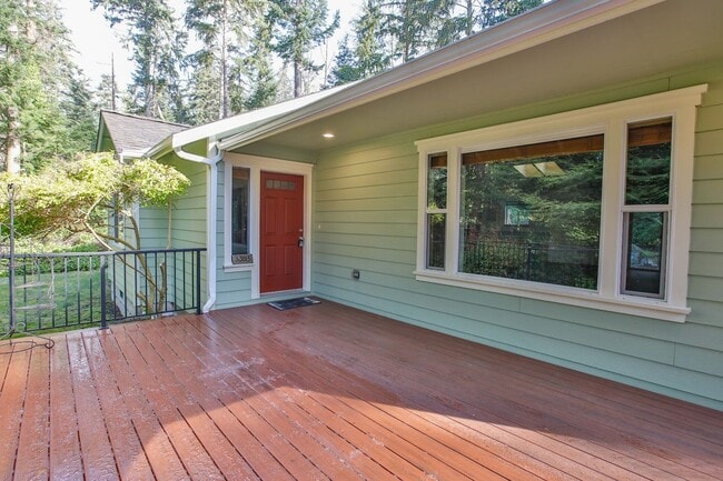 3393 East Harbor Road in Langley, WA - Building Photo - Building Photo