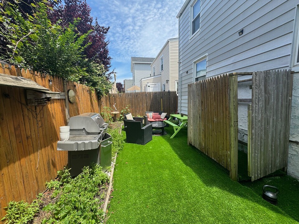 63 Brookline Ave in East Atlantic Beach, NY - Building Photo