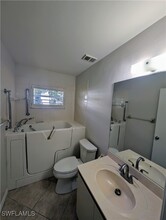 1915 Courtyard Way in Naples, FL - Building Photo - Building Photo