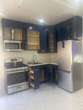 1235 S Adams St in Glendale, CA - Building Photo - Building Photo