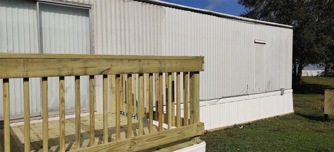 21 Serena Dr in El Campo, TX - Building Photo - Building Photo