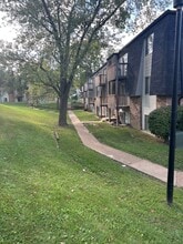 Woodlands in St. Louis, MO - Foto de edificio - Building Photo