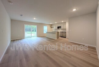 1667 Helena St in Jacksonville, FL - Building Photo - Building Photo