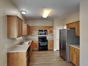 7008 Masonboro Dr in Spring Hill, TN - Building Photo - Building Photo