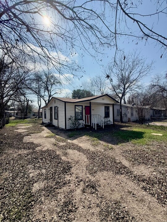 550 Lincolnshire Dr in San Antonio, TX - Building Photo