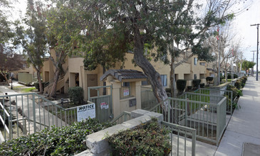 Greenbriar Apartments in Chino, CA - Building Photo - Building Photo