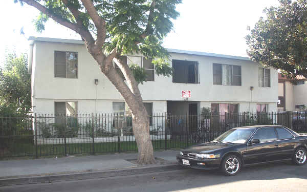 319 N Bush St in Anaheim, CA - Building Photo - Building Photo