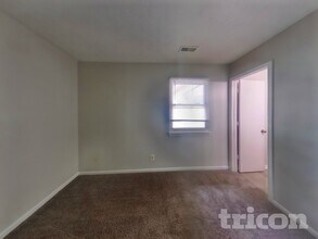 5220 Tamarisk Ct in Indianapolis, IN - Building Photo - Building Photo