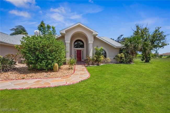 516 SW 8th St in Cape Coral, FL - Building Photo - Building Photo