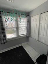 3246 N Ozark Ave in Chicago, IL - Building Photo - Building Photo