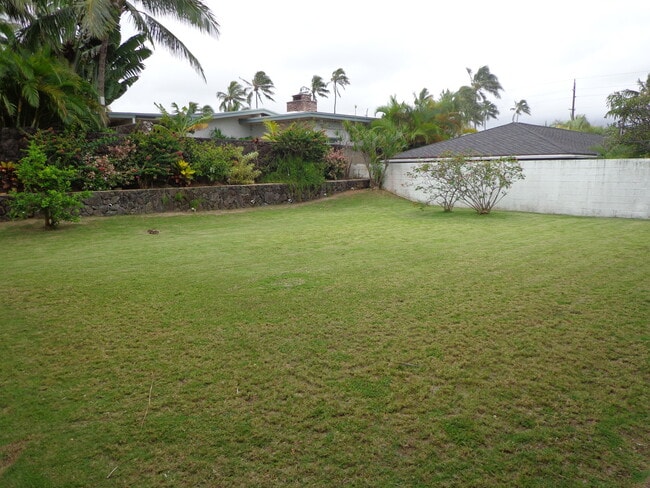 420 N Kalaheo Ave in Kailua, HI - Building Photo - Building Photo