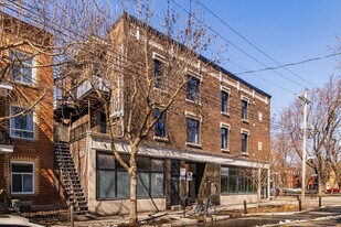 1905-1911 Laurier Av E in Montréal, QC - Building Photo