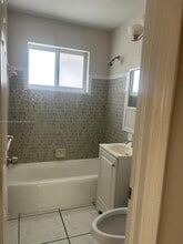 7561 Venetian St in Miramar, FL - Building Photo - Building Photo