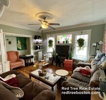 21 Bothwell Rd, Unit 1 in Boston, MA - Building Photo