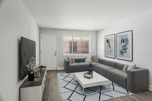 Morning Tide Apartments in Brunswick, GA - Building Photo