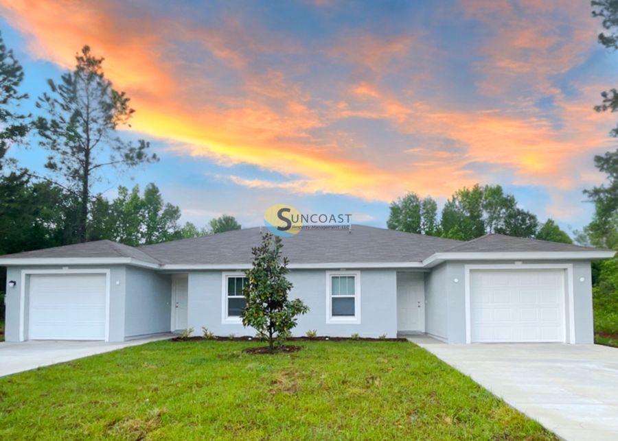 10 Llobell Pl in Palm Coast, FL - Building Photo