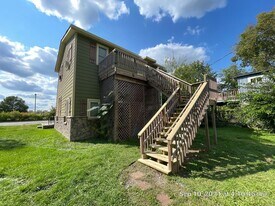 1492.5 S 8th St in Noblesville, IN - Building Photo