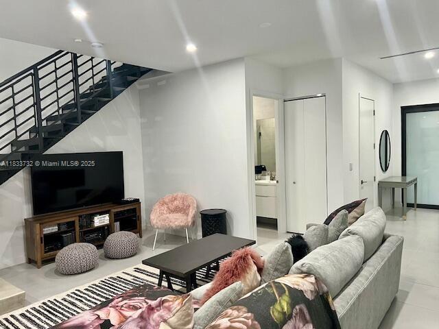 440 SW 15th Rd in Miami, FL - Building Photo - Building Photo