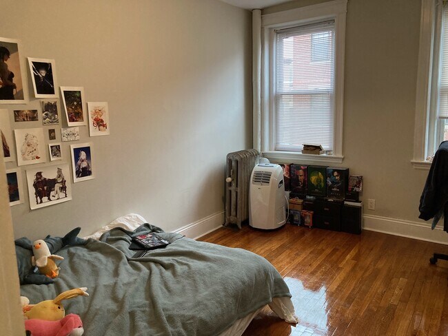 1185 Commonwealth Ave, Unit 9 in Boston, MA - Building Photo - Building Photo