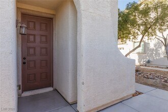 4112 Swept Plains St in Las Vegas, NV - Building Photo - Building Photo