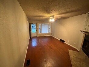 3522 S Everett St in Wichita, KS - Building Photo - Building Photo